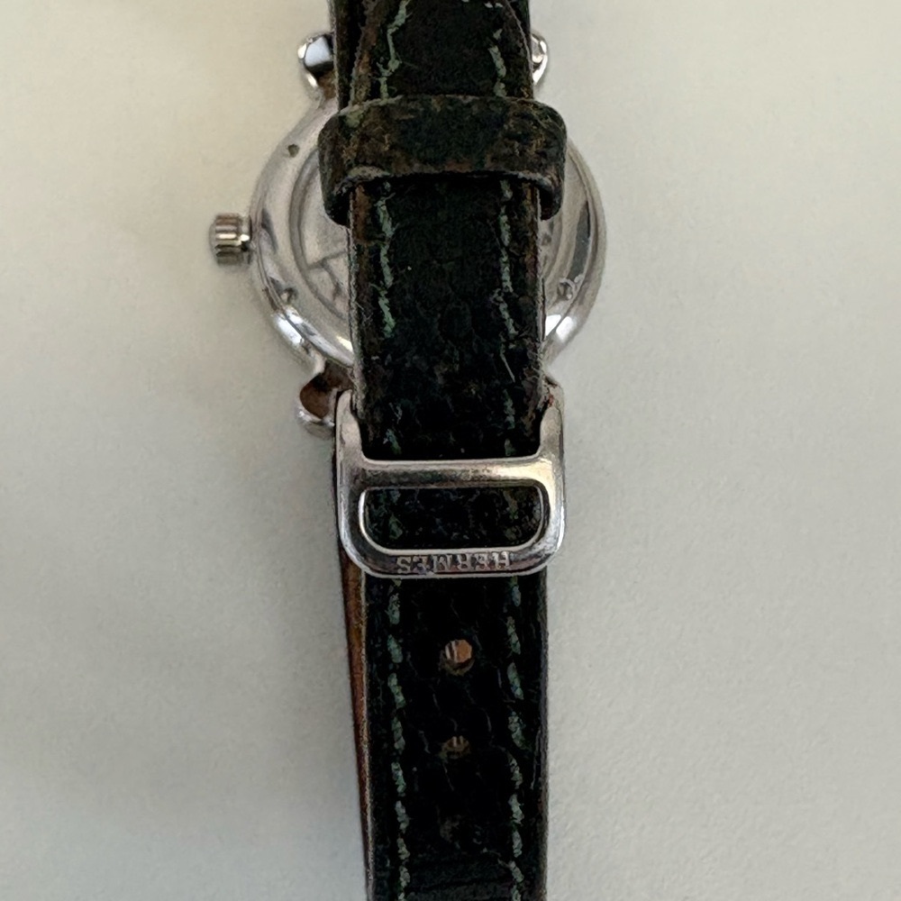 HERMES Kepler Authentic Auto Women Watch. Silver dial & Green Leather band. - Picture 7 of 16